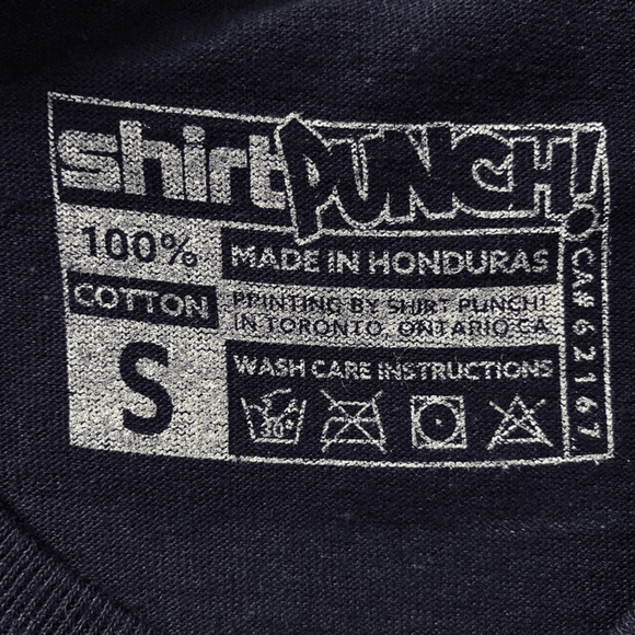 ✨💋SOLD💋✨ WOW Monstrous Spineclaw Crab Graphic Tee - Picture 3 of 4